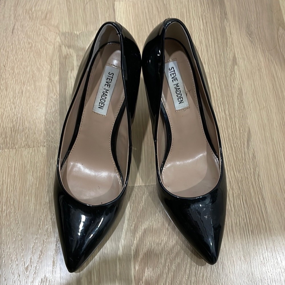 Steve Madden Patten Leather Black posted heels